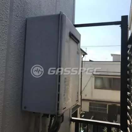 施工前の給湯器（RUF-E1610SAW）