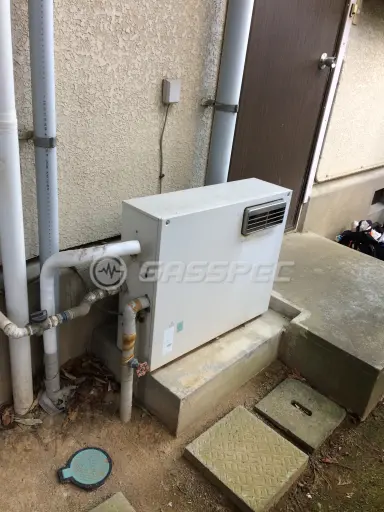 施工前の給湯器（GU-16RA3）