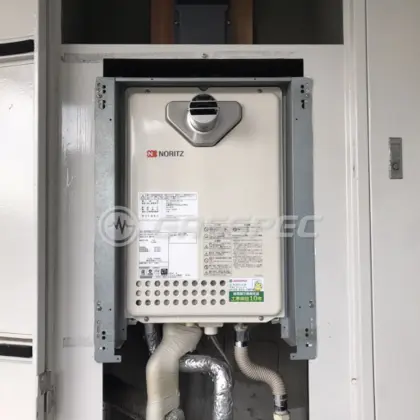 施工後の給湯器（ノーリツ GQ-1626AWX-60T-DX BL）