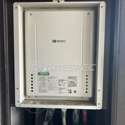 施工後の給湯器（ノーリツ GT-2460SAWX-H-2 BL）