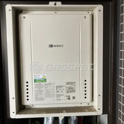 施工後の給湯器（ノーリツ GT-2460SAWX-H-2 BL）