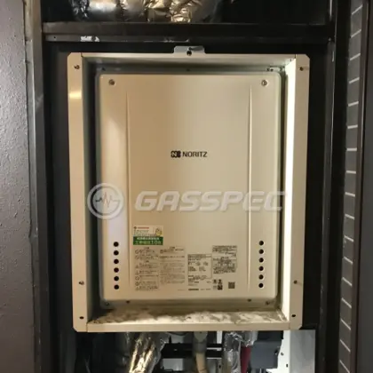 施工後の給湯器（ノーリツ GT-2460SAWX-H-2 BL）