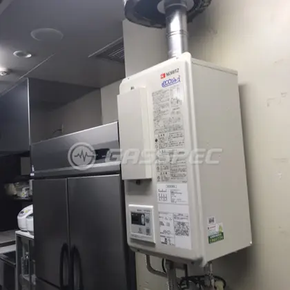 施工後の給湯器（ノーリツ GQ-C2422WZD-FH）
