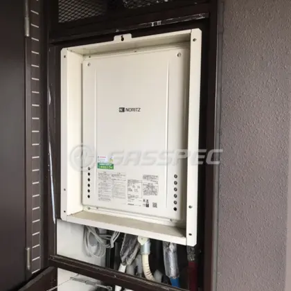 施工後の給湯器（ノーリツ GT-2460SAWX-H-2 BL）