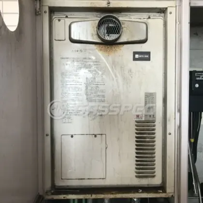 施工前の暖房熱源機（AT-4200ARSAW3Q-C）