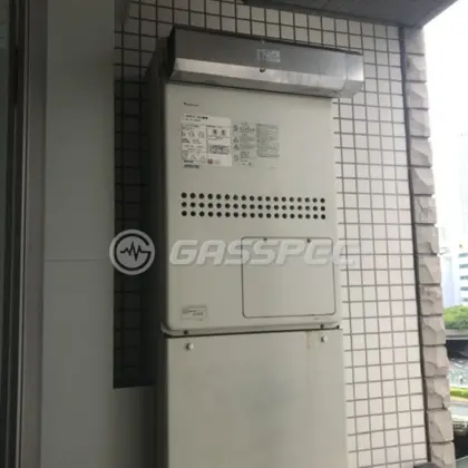 施工前の暖房熱源機（GTH-2413AWXH）