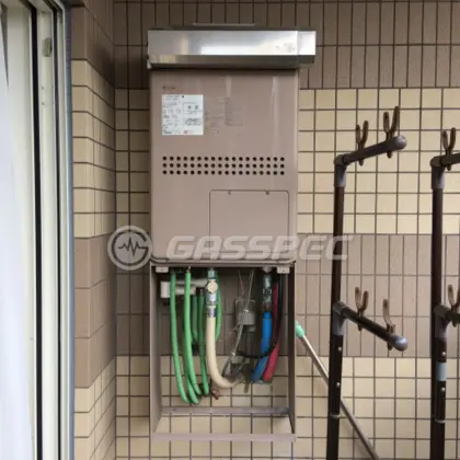 施工前の暖房熱源機（GTH-2413AWXH）
