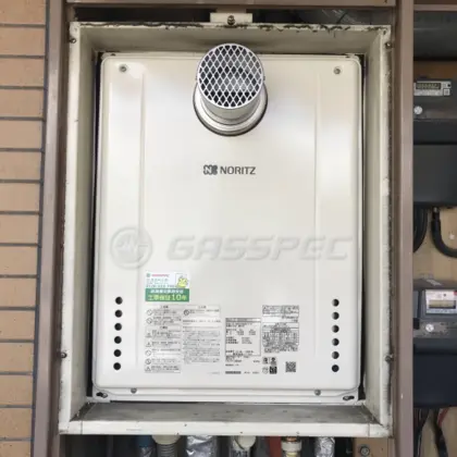 施工後の給湯器（ノーリツ GT-2460SAWX-T-2 BL）