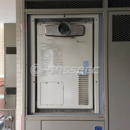 施工前の暖房熱源機（AT4203ARSSW3QU-C）