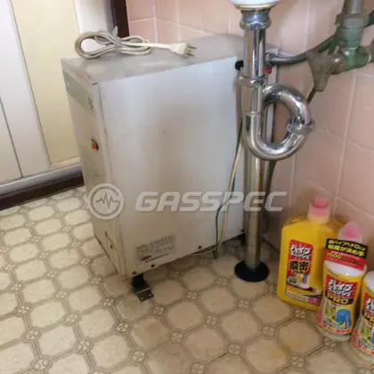 施工前の給湯器（RE12N）