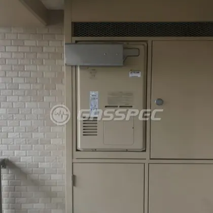 施工前の暖房熱源機（RUFH-V2400AA2-3）