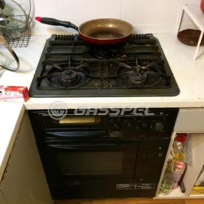 施工前のビルトインガスコンロ（NE-B701）
