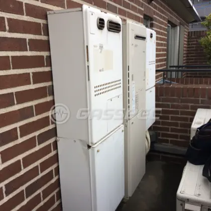 施工前の暖房熱源機（GTH-2413AWXD）