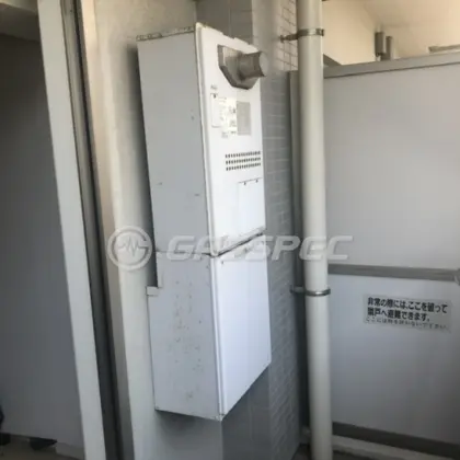 施工前の暖房熱源機（GTH-1617SAWX3H-T）