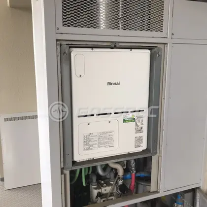 施工後の暖房熱源機（リンナイ RVD-A2400AU2-3(B)）