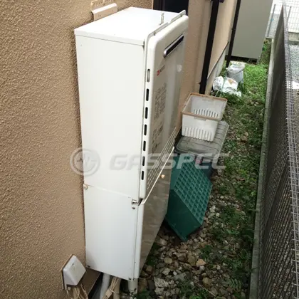 施工前の給湯器（GT-2428SAWX）