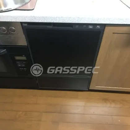 施工後のビルトイン食洗機（リンナイ RSW-F402C-B）