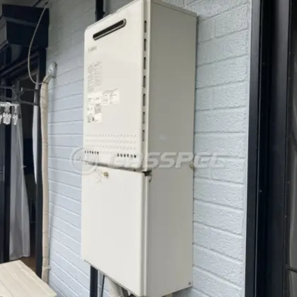 施工前の給湯器（RUF-A2000SAW）