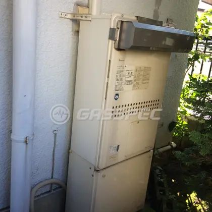 施工前の暖房熱源機（GTH-2413AWXH）