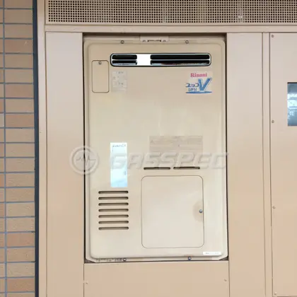 施工前の暖房熱源機（RUFH-V2400SAW2-6）