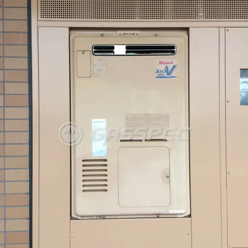 交換前の暖房熱源機（リンナイ RUFH-V2400SAW2-6）