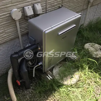施工後の給湯器（リンナイ RUF-E2405AG(B)）