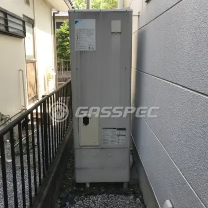 施工前のエコキュート（TU37KFV）