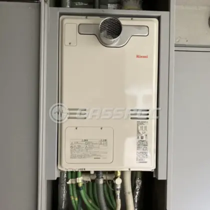 施工後の暖房熱源機（リンナイ RUFH-A2400AT2-6）