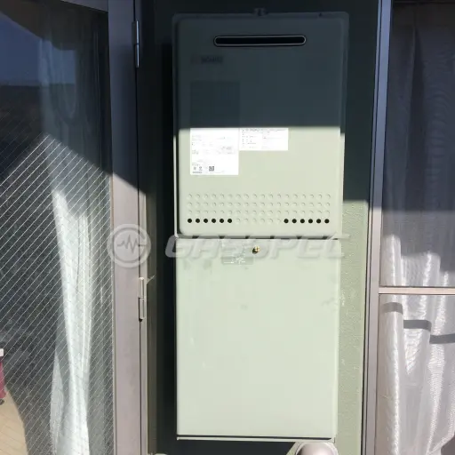 交換前の給湯器（ノーリツ GT-2450AWX）