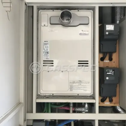 施工前の暖房熱源機（RUFH-K2400AT2-3）