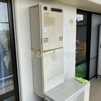 施工前の給湯器（GT-2412SAWX）