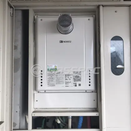 施工後の給湯器（ノーリツ GT-2460SAWX-T-2 BL）