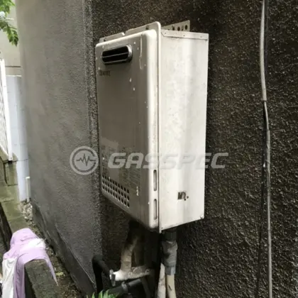 施工前の給湯器（GQ-1623WA）
