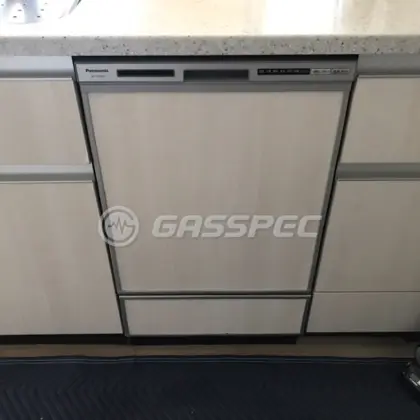 施工後のビルトイン食洗機（パナソニック NP-45RD9S）