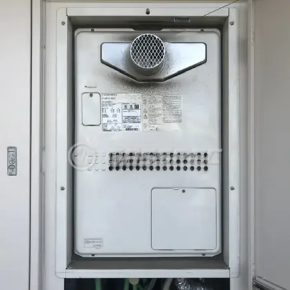 施工前の暖房熱源機（GTH-2434AWX3H-T）