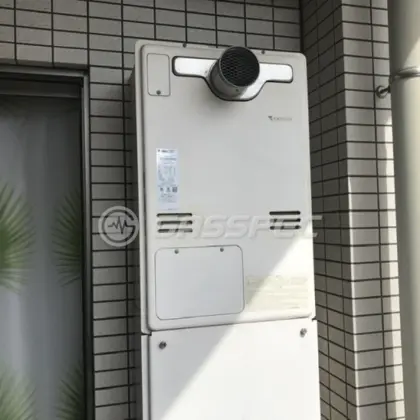 施工前の暖房熱源機（RUFH-V2403SAT2-3）