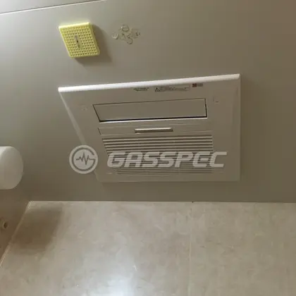 施工後の浴室乾燥機（リンナイ RBH-C418K1P）