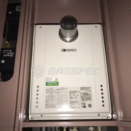 施工後の給湯器（ノーリツ GT-2460SAWX-T-2 BL）
