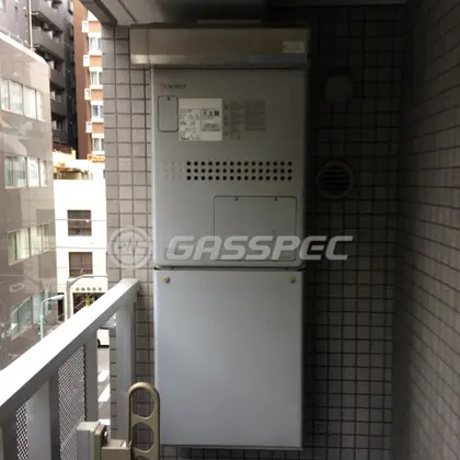 施工前の暖房熱源機（GTH-2417AWX3H）
