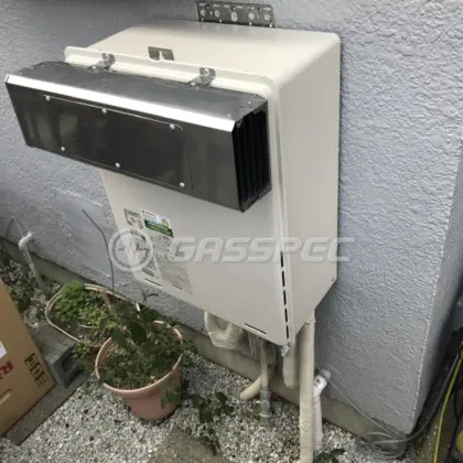 施工後の給湯器（リンナイ RUF-A2005SAW(B)）