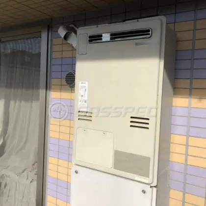 施工前の暖房熱源機（RUFH-V2403AW2-3）