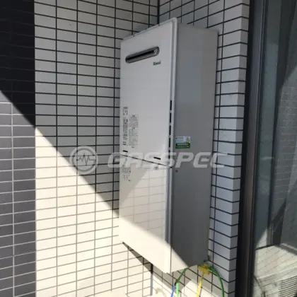 施工後の給湯器（リンナイ RUF-A2405AW(B)）