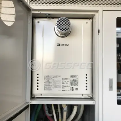 施工後の給湯器（ノーリツ GT-2460SAWX-T-2 BL）