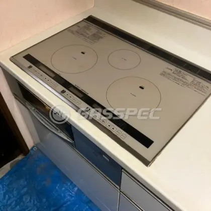 施工前のIHクッキングヒーター（HT-G8TWFS）