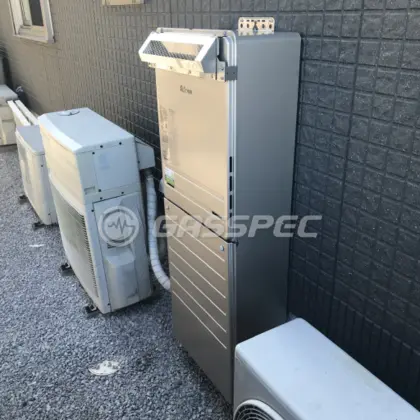 施工後の給湯器（パロマ FH-E2422FAWL）