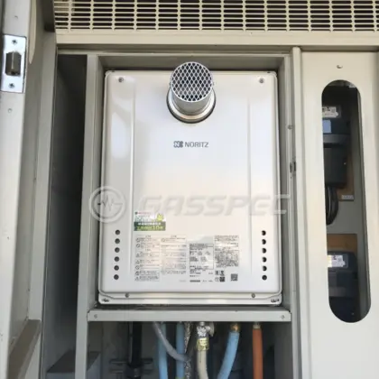 施工後の給湯器（ノーリツ GT-2460SAWX-T-2 BL）