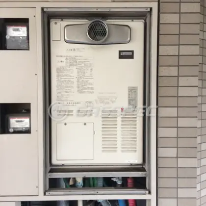 施工前の暖房熱源機（AT-4299ARSAW3Q-C）