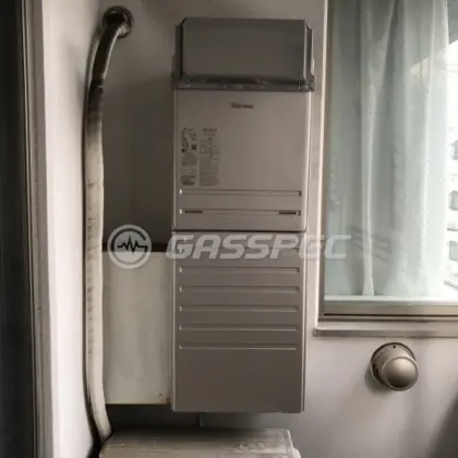 施工後の給湯器（パロマ FH-E2422FAWL）