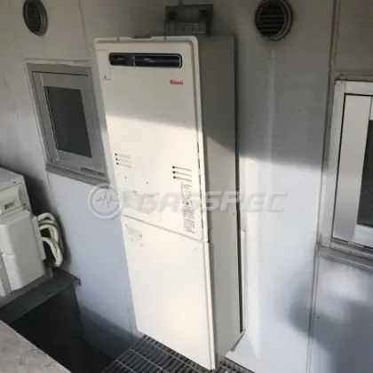 施工後の暖房熱源機（リンナイ RUFH-A2400AW2-6）