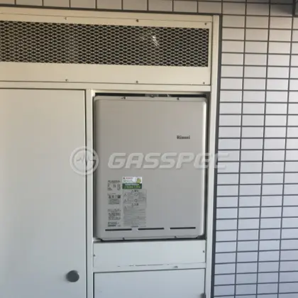 施工後の給湯器（リンナイ RUF-A2405SAU(B)）
